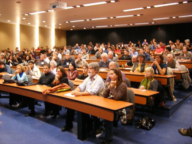 Salle attentive